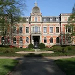 فندق Gaestehaus Schlossgarten 3*