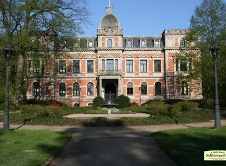 Hotel Gaestehaus Schlossgarten 3*