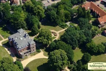 Hotel Gaestehaus Schlossgarten 3*