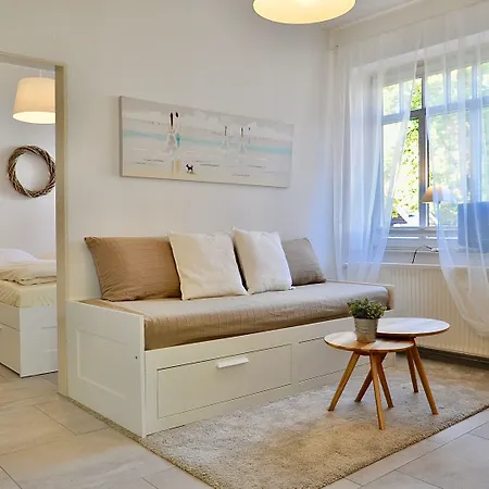 Hotel Gaestehaus Schlossgarten 3*
