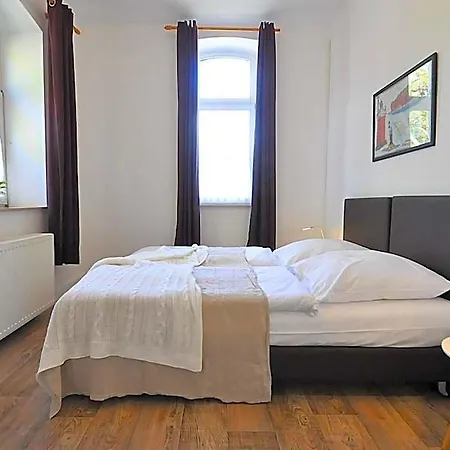 Gaestehaus Schlossgarten Hotel 3*