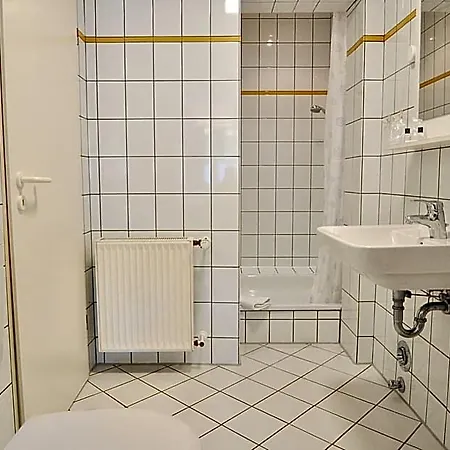 Hotel Gaestehaus Schlossgarten 3*