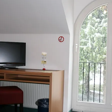 Gaestehaus Schlossgarten 3*