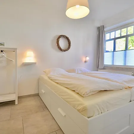 Gastehaus Schlossgarten 3*