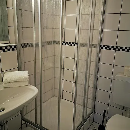 Gaestehaus Schlossgarten 3*