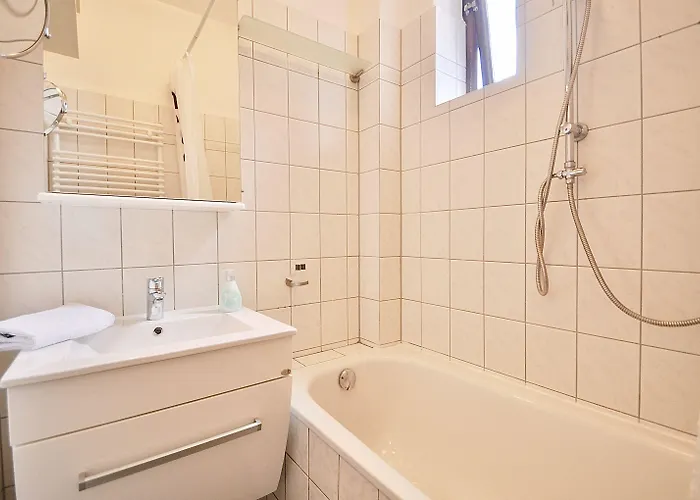 Hotel Gaestehaus Schlossgarten Etelsen
